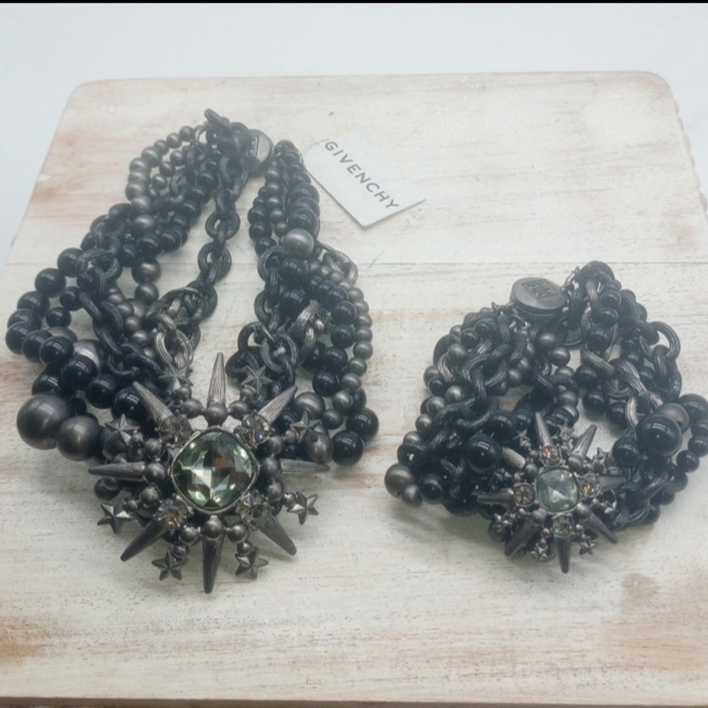 Givenchy Elegant Black Beaded with Crystals Jewelry Set. Necklace & Bracelet